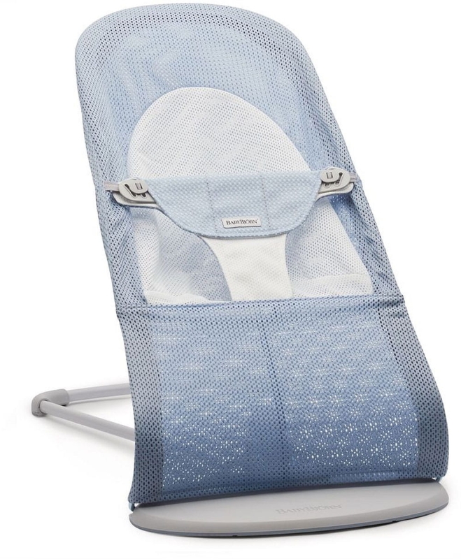 babybjorn-balance-soft-mesh-niebieski-bialy.jpg