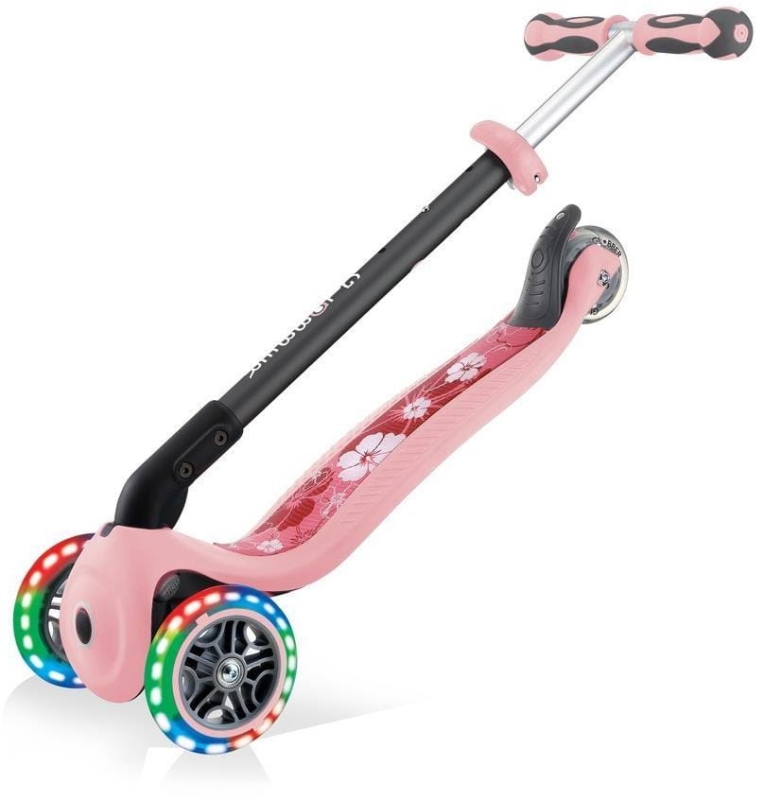 Globber GO-UP Deluxe Fantasy Lights -  wielofunkcyjny jeździk dziecięcy 3w1 | Pastel Pink