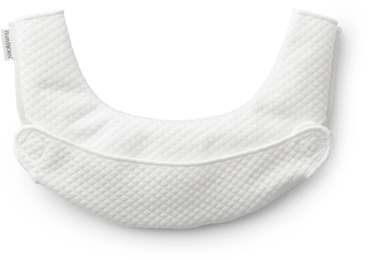 babybjorn-one-sliniak-do-nosidla-white2.png