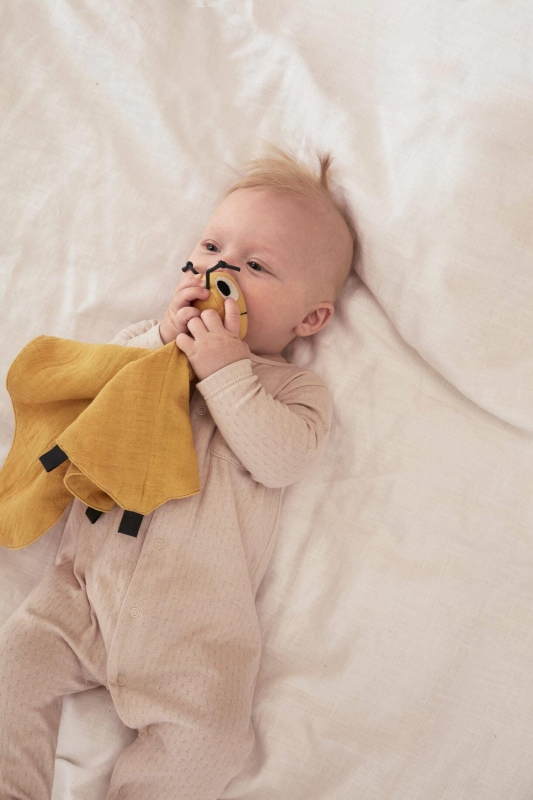 Kid's Concept - Komfortowy kocyk | Pszczoła Bea (EDVIN)