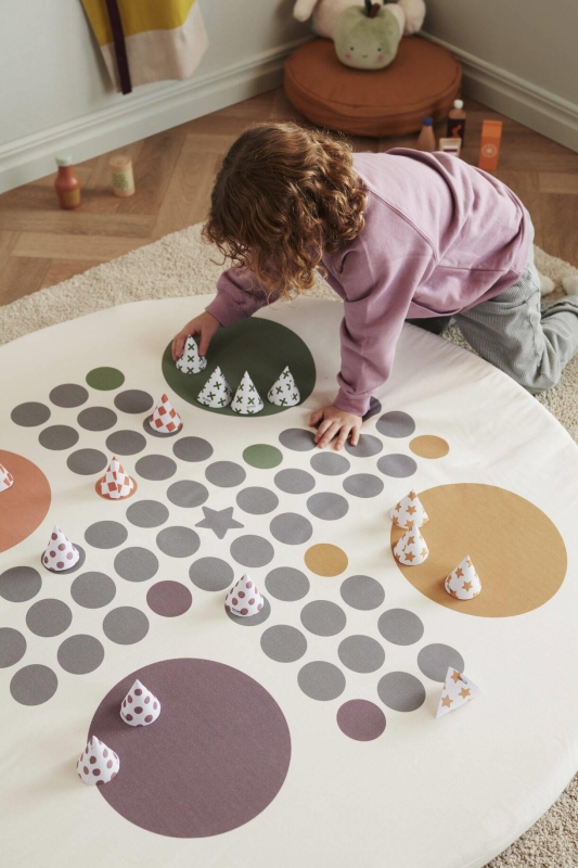 Kid's Concept - Materac podłogowy - gra Ludo | Multicolor (KID'S BASE)