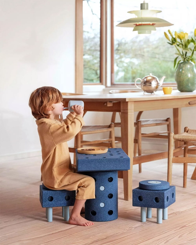 modu-dreamer-blocks-12w1-blue4.jpg