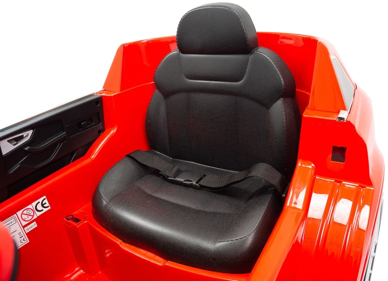 AudiQ7_red_08.jpg