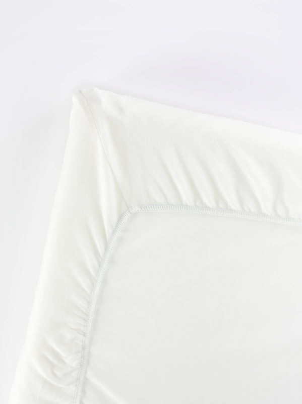 babybjorn-light-przescieradlo2.jpg
