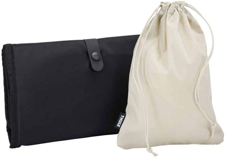thule-changing-backpack8.jpg