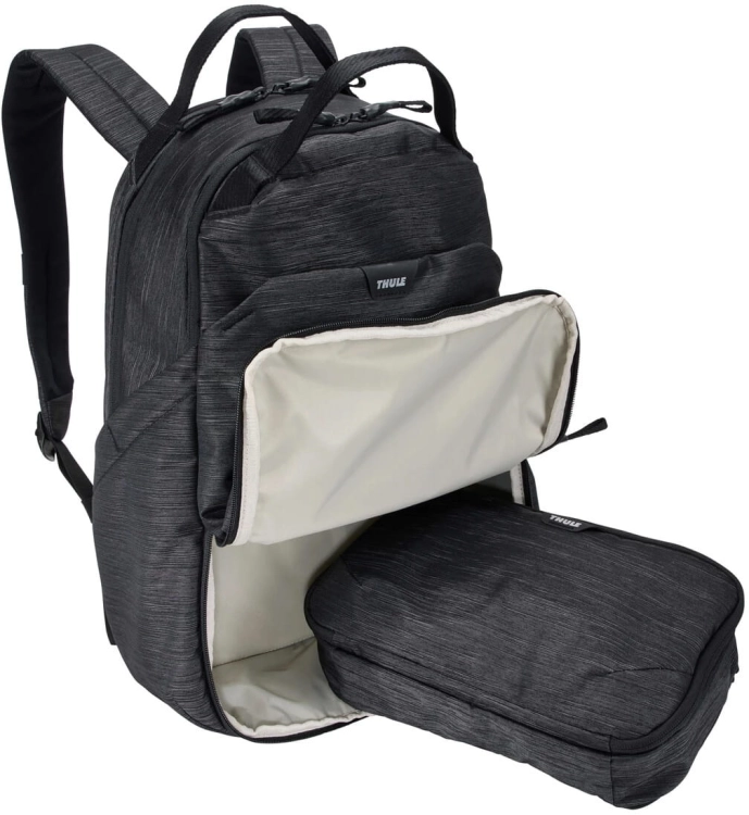 thule-changing-backpack11.jpg