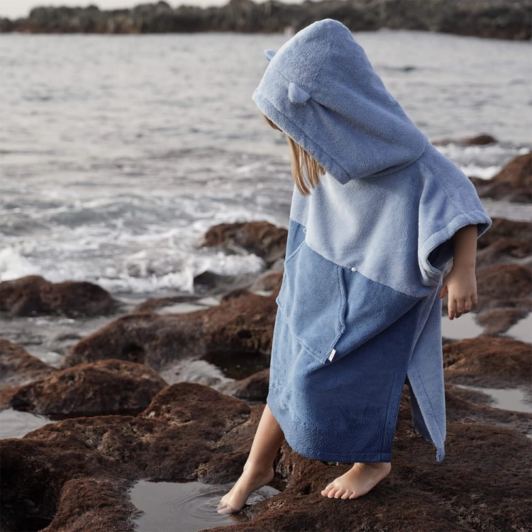 patulove-ponczo-kapielowe-surfbear-blue2.jpg