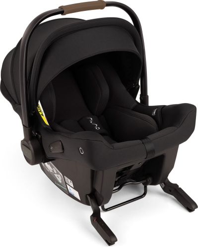 Nuna Pipa Urbn - fotelik samochodowy  ze złączami ISOFIX,  40-75 cm ~0-13 kg | Caviar