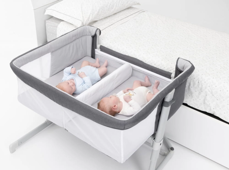 chicco-next-2-me-twins-1.jpg