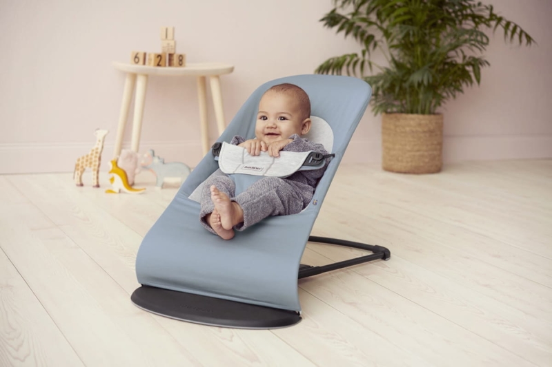 BABYBJORN-BALANCE-SOFT-WOVEN-JERSEY-Niebieski-Szary-2.jpg