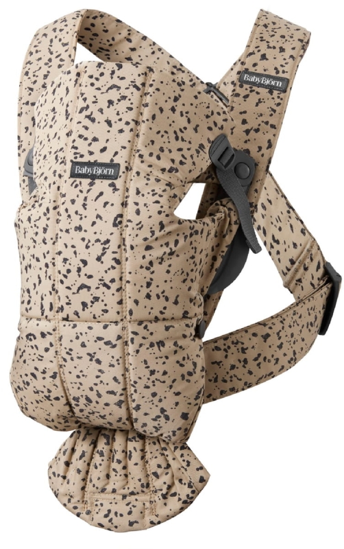 BABYBJORN-MINI-Woven-Beige-Dark-grey-print-4.jpg
