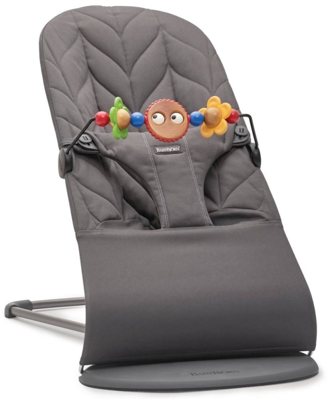 BABYBJORN-lezaczek-BLISS-Woven-Petal-Quilt-Antracytowy-zabawka-do-lezaczka-Googly-Eyes-1.jpg