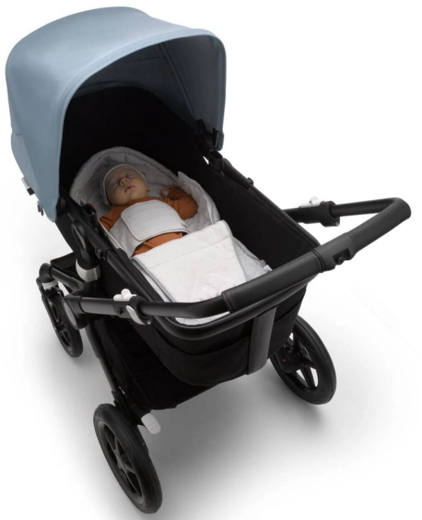 Bugaboo-R-Newborn-Inlay-wkladka-stabilizujaca-dla-noworodka-Light-Grey-3.jpg