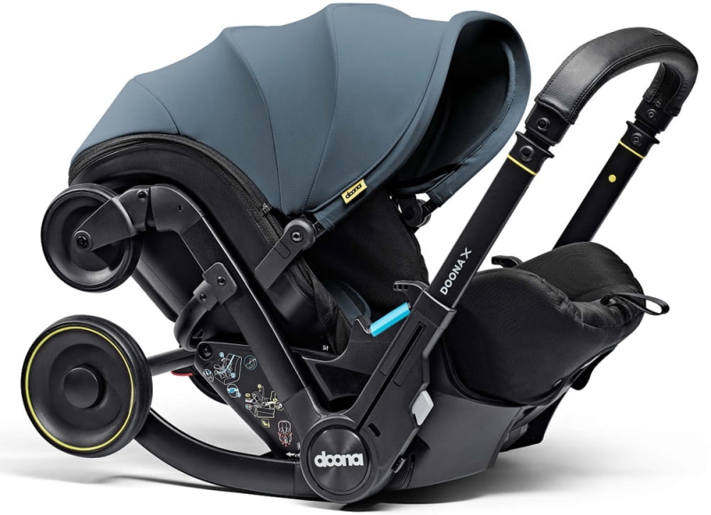 DOONA-X_Ocean-Blue_262559_Car-seat-angle.jpg