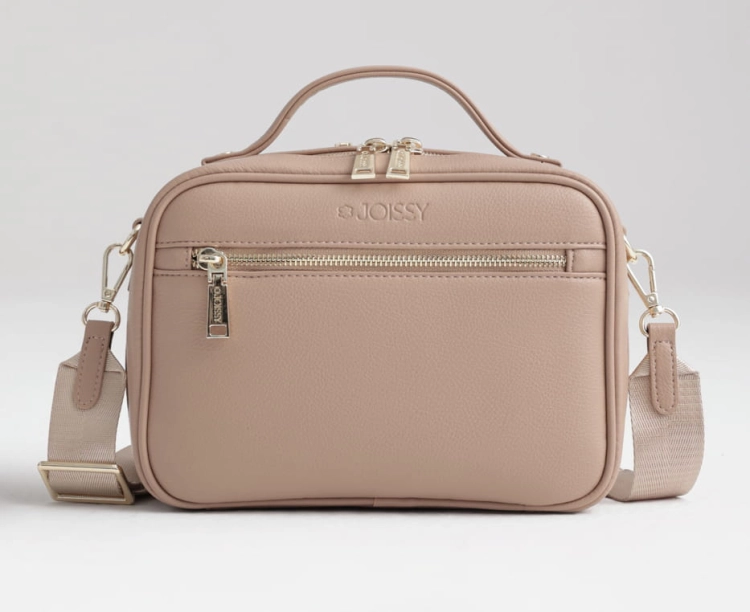 joissy-vera-cross-body-torebka-dla-mamy-organizer-do-wózka-blush-pink-4.jpg