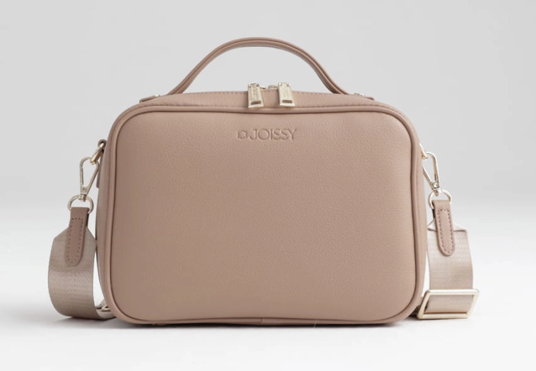 joissy-vera-cross-body-torebka-dla-mamy-organizer-do-wózka-blush-pink-5.jpg