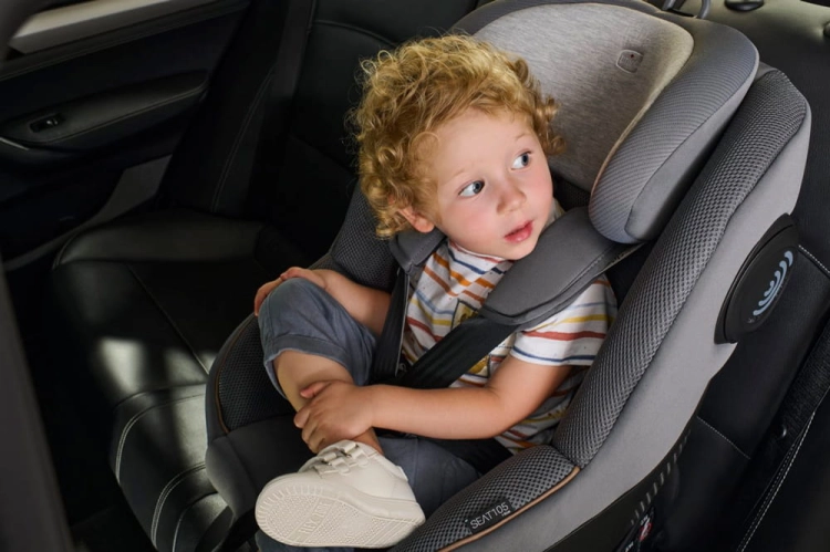 chicco-seat105-fotelik-obrotowy-0-18-3.jpg