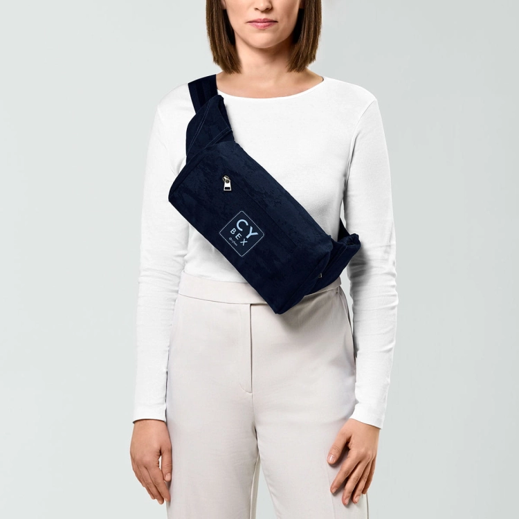 cybex-coya-carrier-fe-rebellious-luxury-denim5.jpg