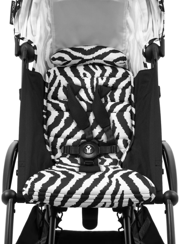 stokke-yoyo-3-wild-zebra-black3.jpg