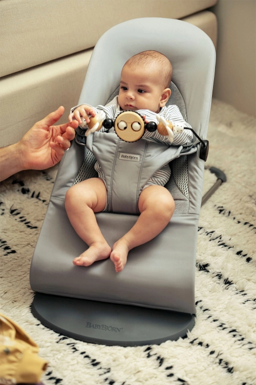 babybjorn-bliss-woven-tri-fabric-jasny-szary2.jpg