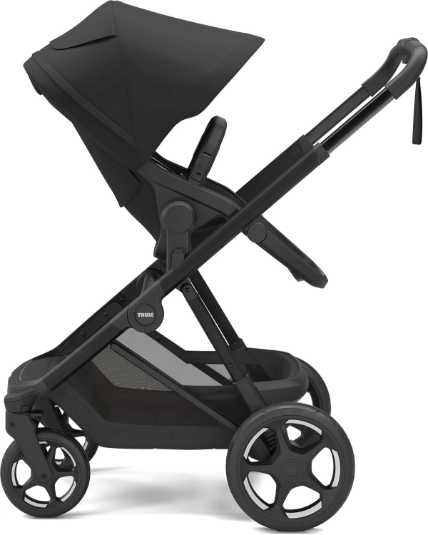 thule-charm-wozek-dzieciecy-spacerowka-black.jpg