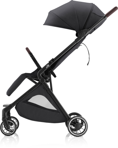 britax-romer-tira-lekki-wozek-spacerowy-do-miasta-czarny-carbon-black.jpg