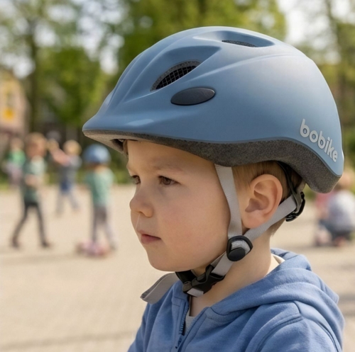 bobike-go-kask-rowerowy-dla-dziecka-xxs-citadel-blue-zdjecie-lifestyle.jpg