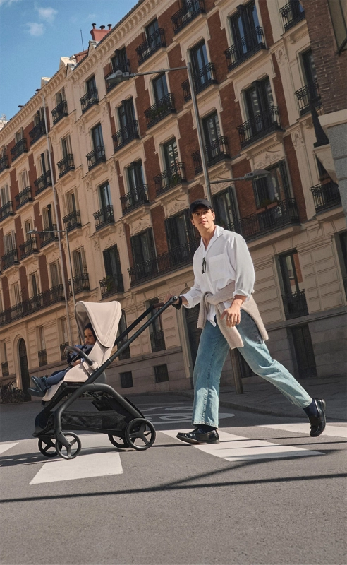 bugaboo-dragonfly-plus-modny-bezowy-wozek-dzieciecy-zdjecie-na-zywo.jpg