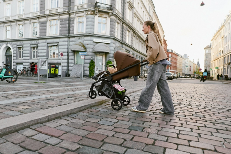 anex-ride-wygodny-wozek-spacerowy-wozek-dzieciecy-zdjecie-lifestyle.jpg