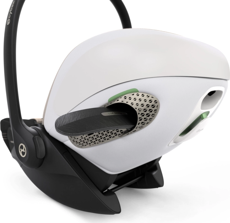 Cybex Platinium Cloud S + Baza Style Off White