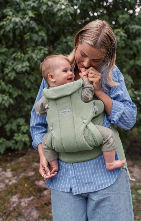 Baby Bjorn Hold Woven Light Green