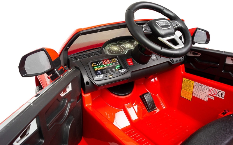 AudiQ7_red_07.jpg