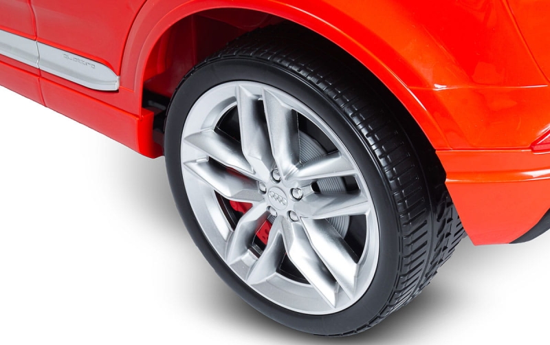 AudiQ7_red_09.jpg