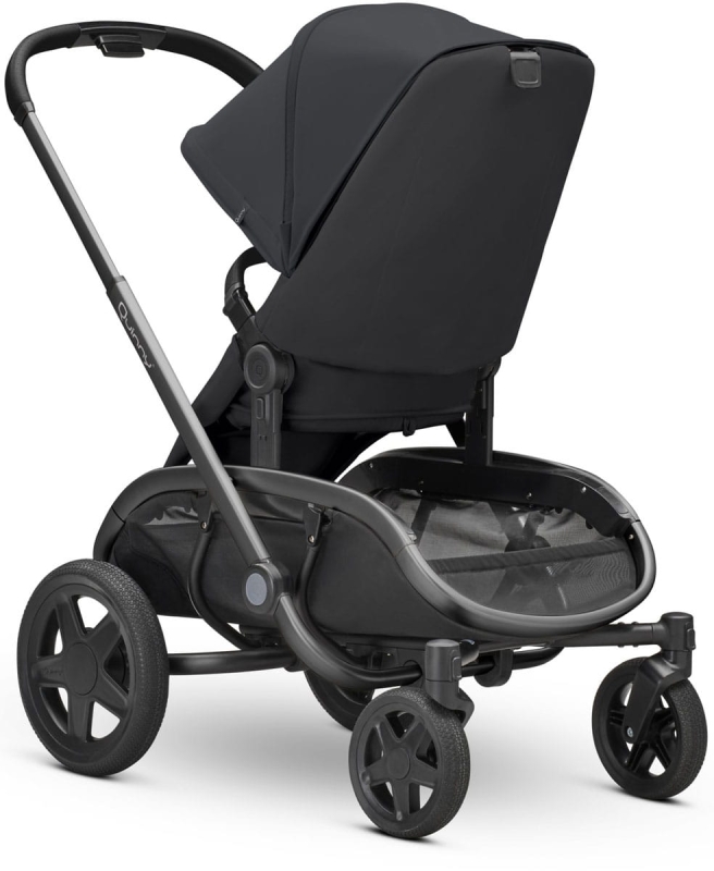 quinny-hubb-mono-005.jpg