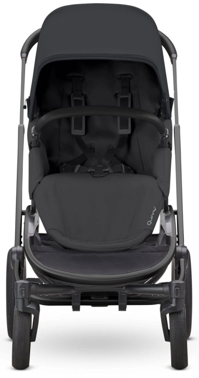 quinny-hubb-mono-006.jpg