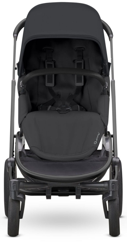 quinny-hubb-mono-006.jpg