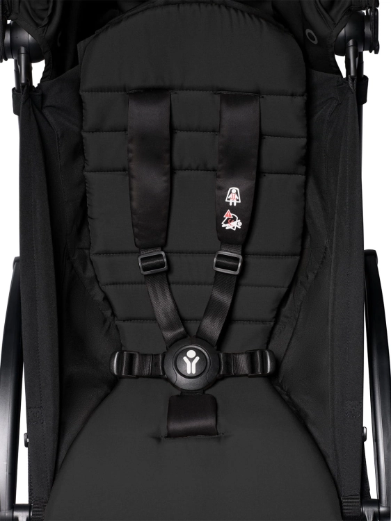 Babyzen-Yoyo-2-Black-Black4.jpg