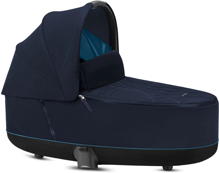 CYB_20_y045_EU_NUBL_Priam_LuxCarryCot_screen_HD.jpg