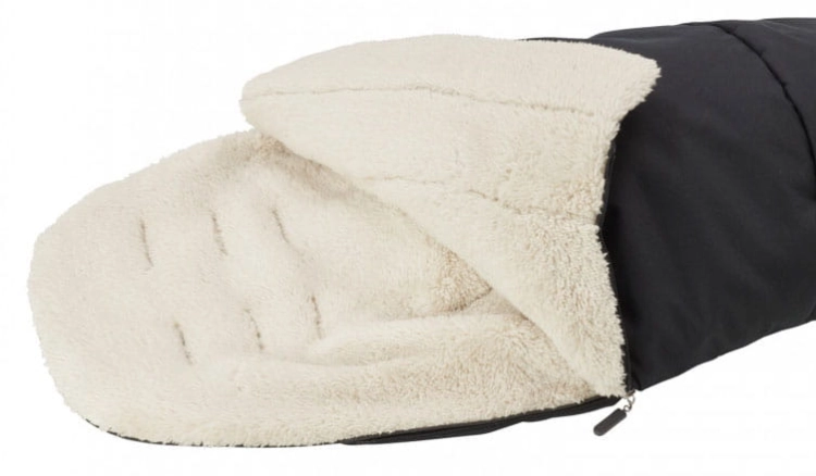 Maxi-Cosi-spiworek-2w1-Essential-Black3.jpg