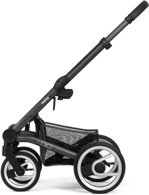 Mutsy-Nio-Dark-Grey-Grey-Grip.jpg