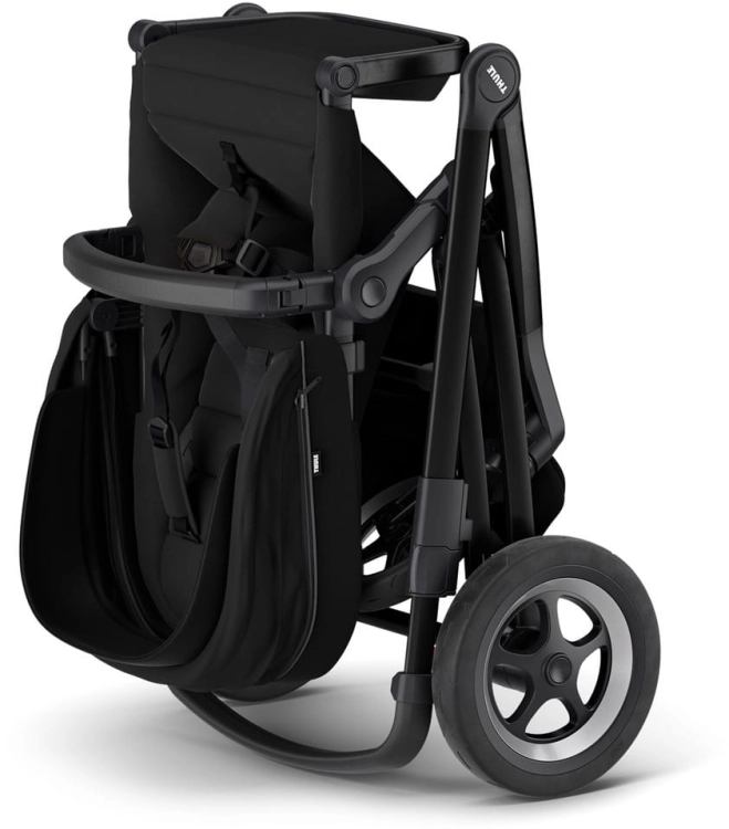 Thule-Sleek-Black-on-Black6.jpg