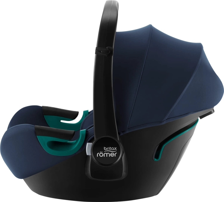 BABY-SAFE_3_i-SIZE_IndigoBlue_01_2021_72dpi_2000x2000.jpg