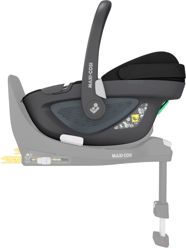 8044672110_2021_maxicosi_carseat_babycarseat_pebble360_black_essentialblack_withfamilyfix360baserear_side.jpg