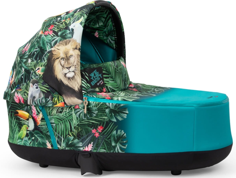 CYB_21_DJKhaled_PriamLuxCarryCot_EU_y315_WTBB_screen_ultra_HD.jpg