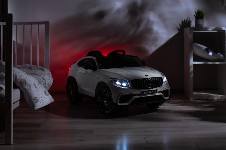 Toyz Mercedes Amg GLC 63s - auto na akumulator | White