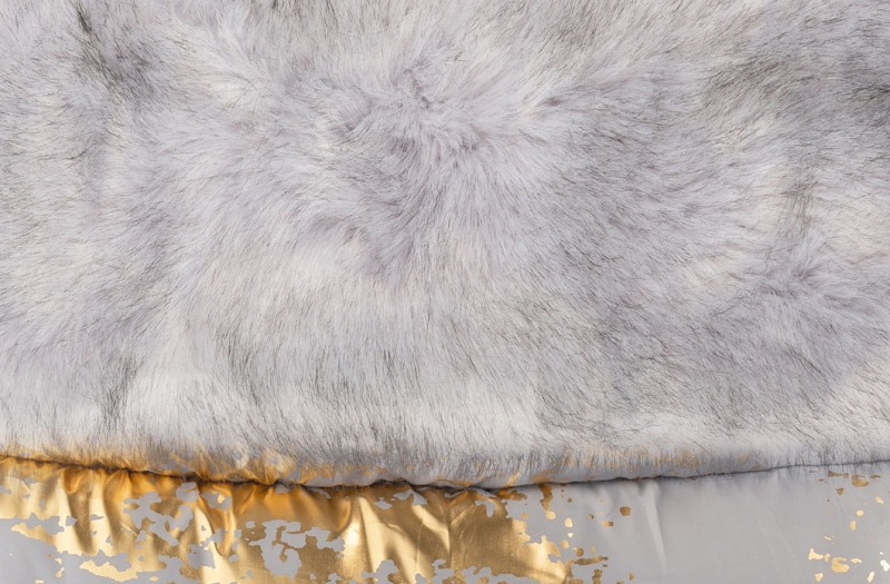Small-Footmuff-grey-golden2.jpg