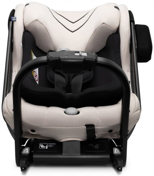 one-i-size-car-seat-61-125-cm-(1).jpg