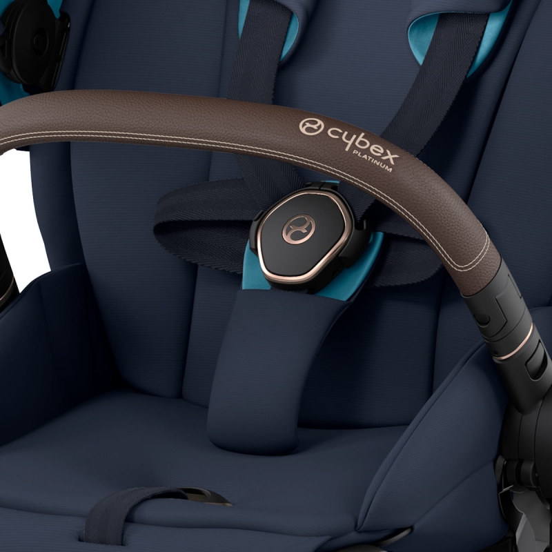 Priam_LuxSeat_ROGO_NUBL_OnePullHarness.jpg