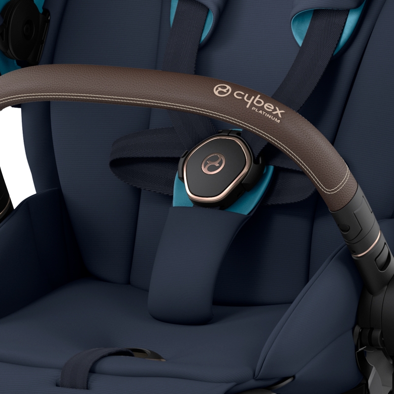 Priam_LuxSeat_ROGO_NUBL_OnePullHarness.jpg