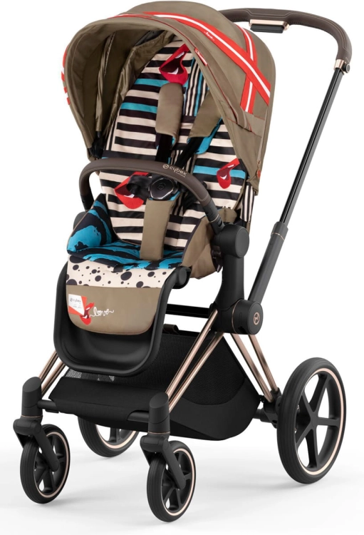 karolinakurkova_priam_luxseat_1.jpg